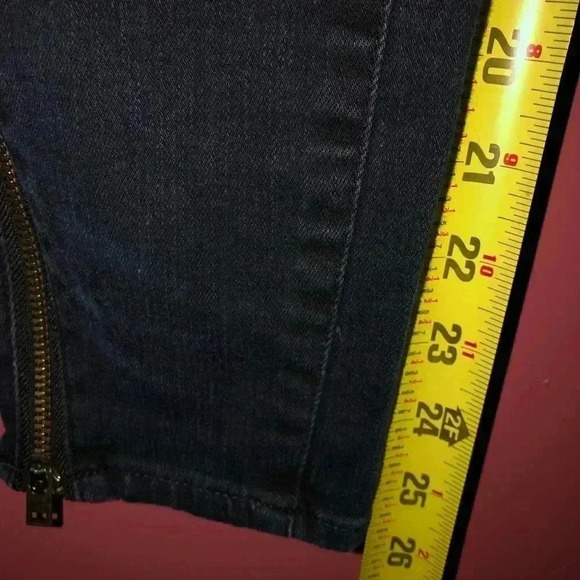 Madewell Skinny Jeans - Picture 4 of 7